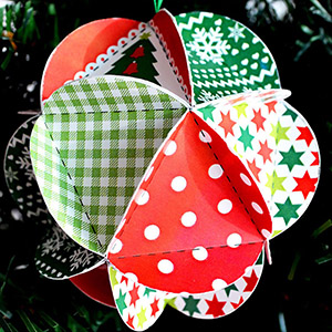 クリスマスオーナメント　球体2